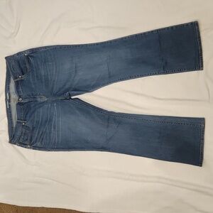 Women's Old Navy size 18 short blue jeans